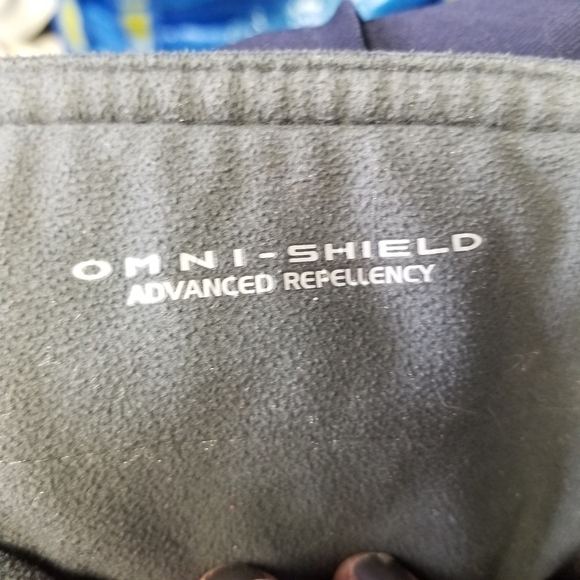 Columbia omni shield zip off convertible pants - Picture 8 of 10
